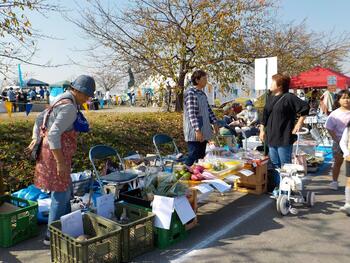 なんばた青空市場　フリーマーケット