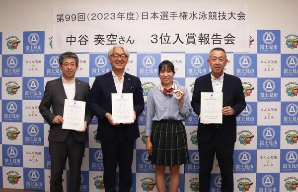 全国大会3位入賞おめでとうございます（アーティスティックスイミング）